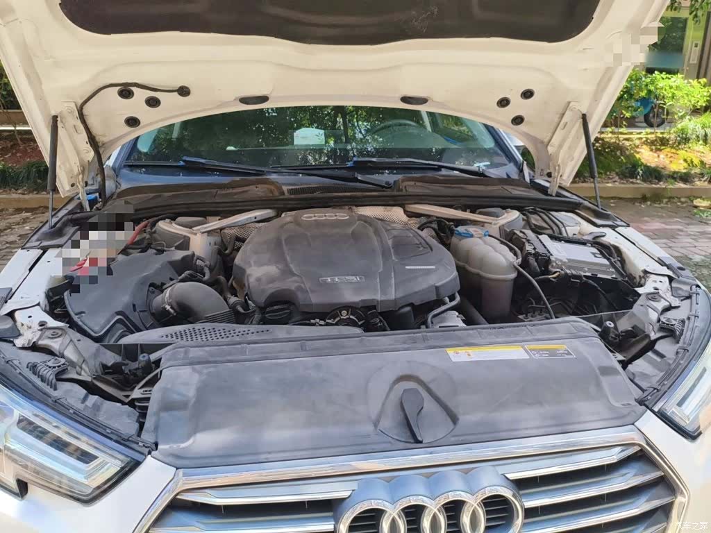 Audi A4L, 2018 11