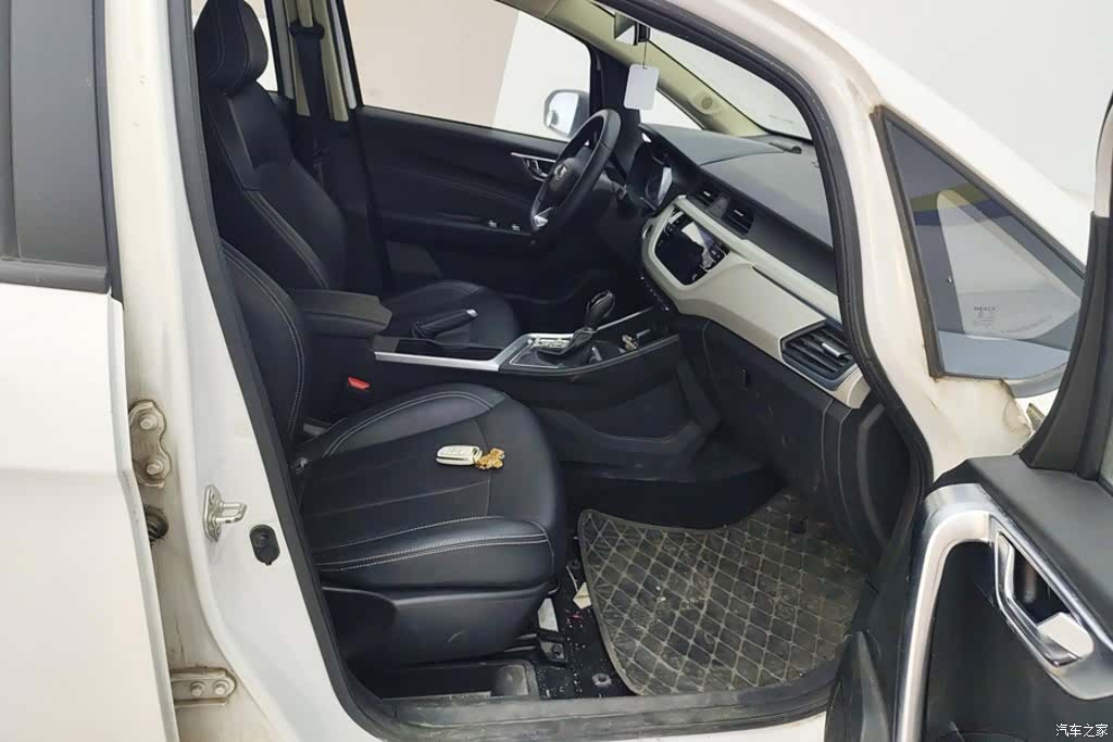 Geely X3, 2020 8
