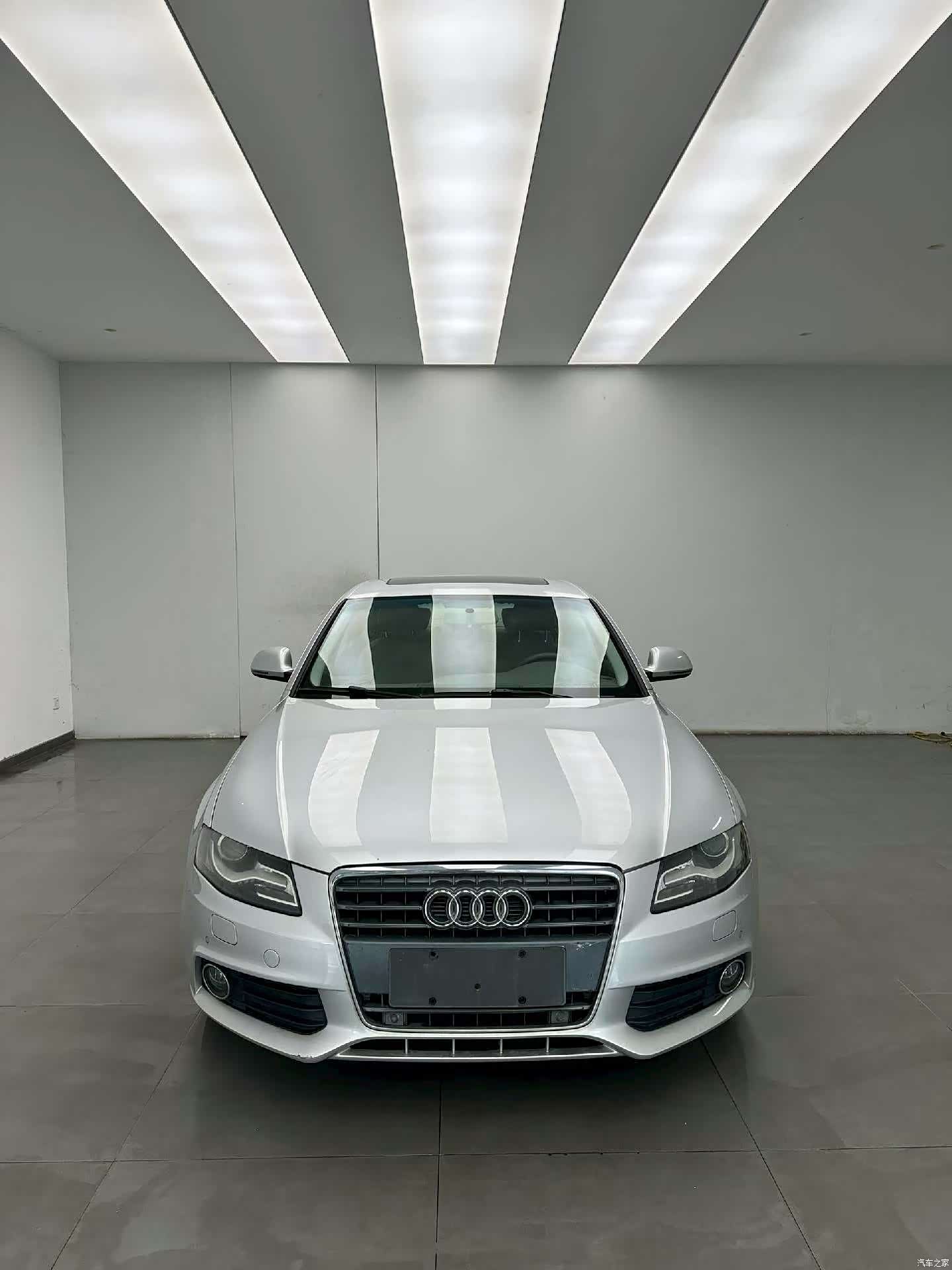 Audi A4L, 2011 2