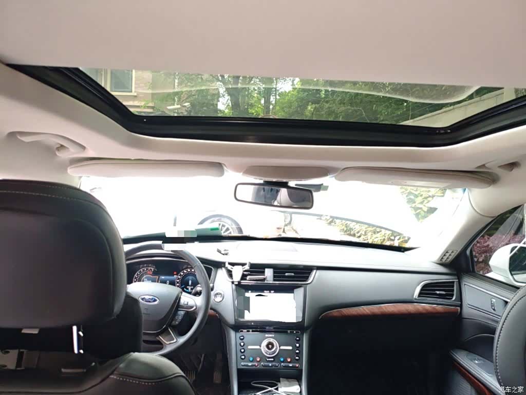 Ford Taurus, 2017 9