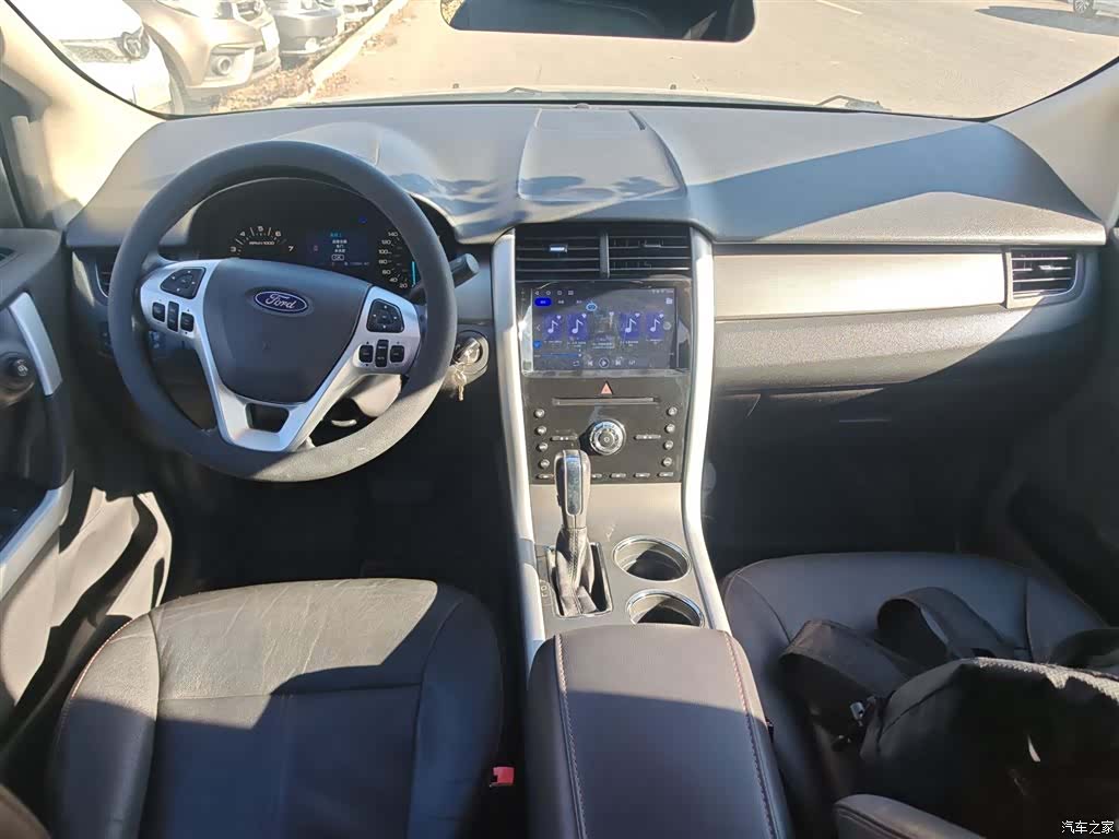 Ford Edge, 2015 10