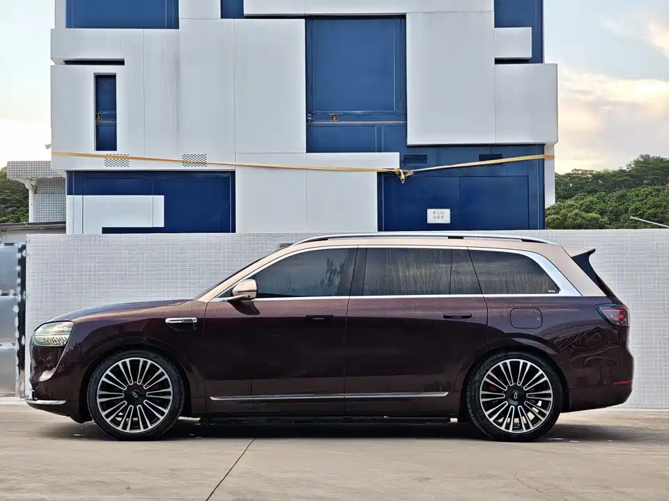 AITO Ask the world M9