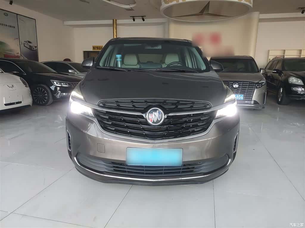 Buick GL8, 2020 3