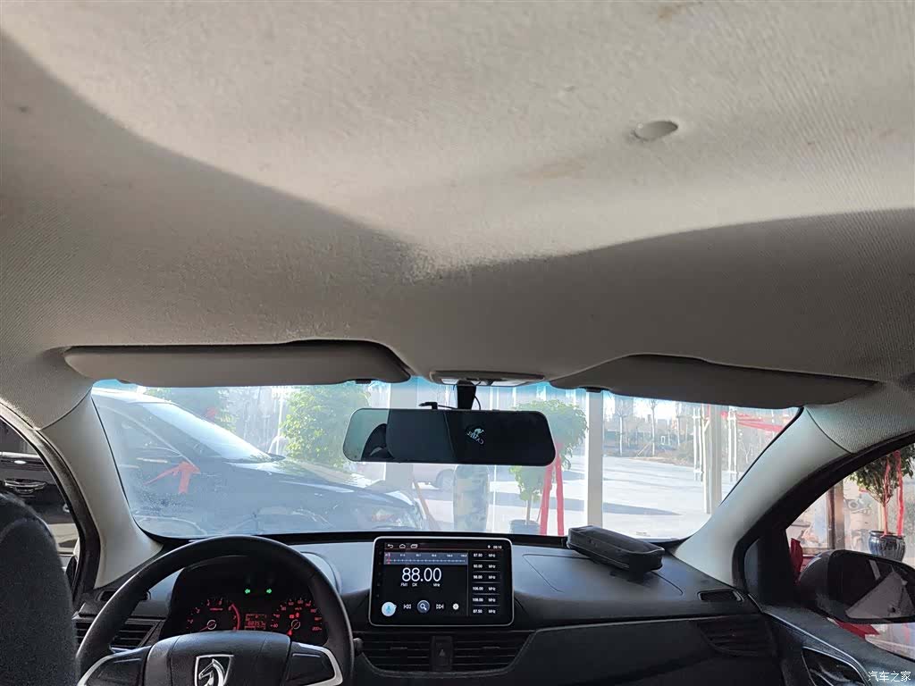Wuling 310, 2019 8