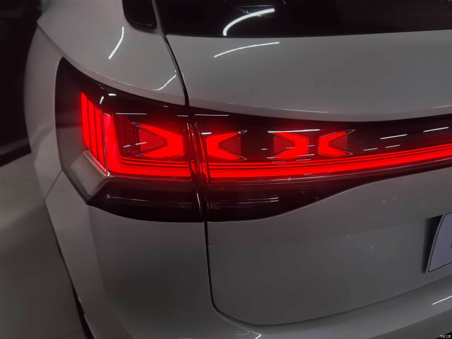 Volkswagen Tayron, 2023 21