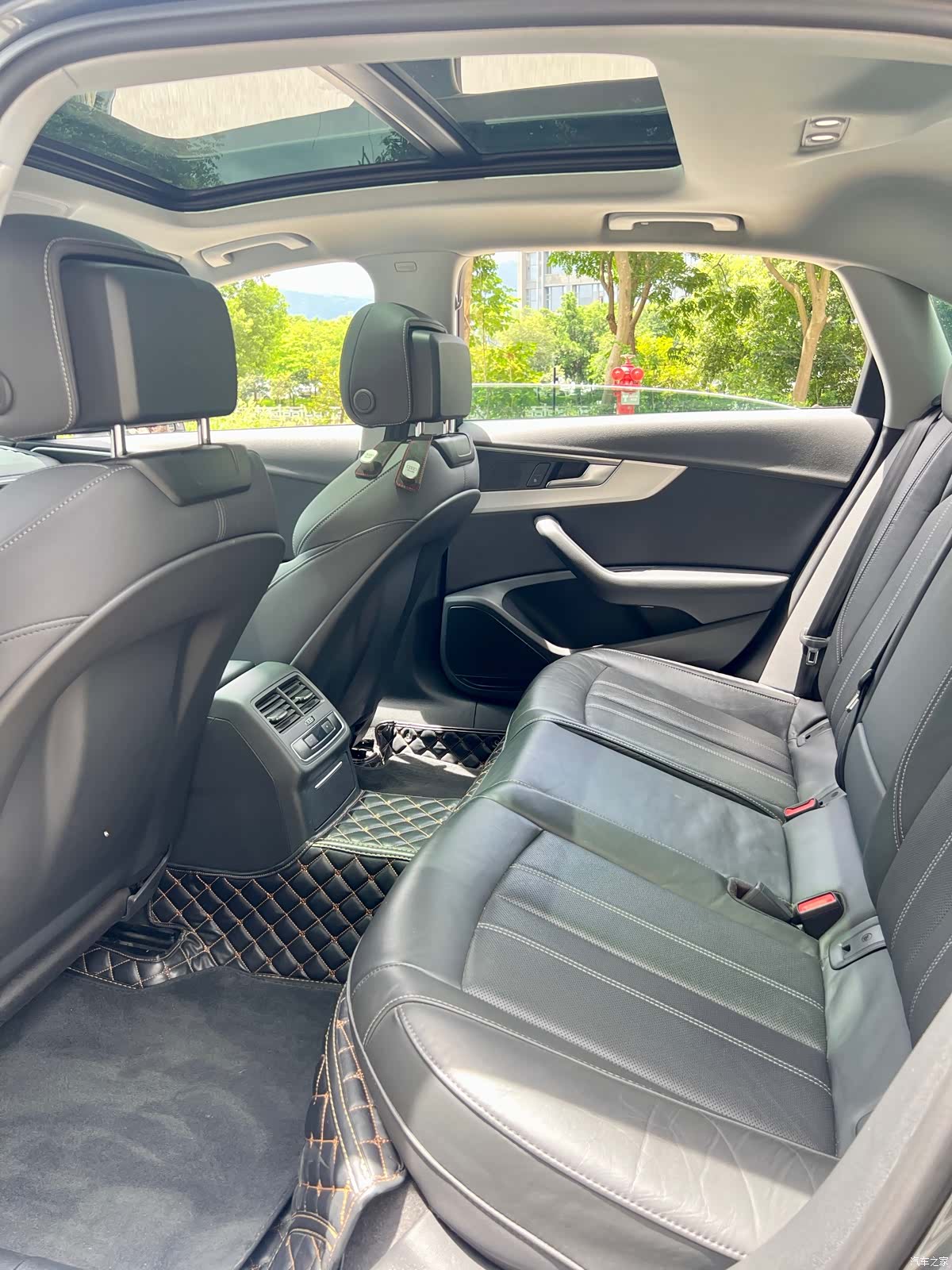 Audi A4L, 2021 9