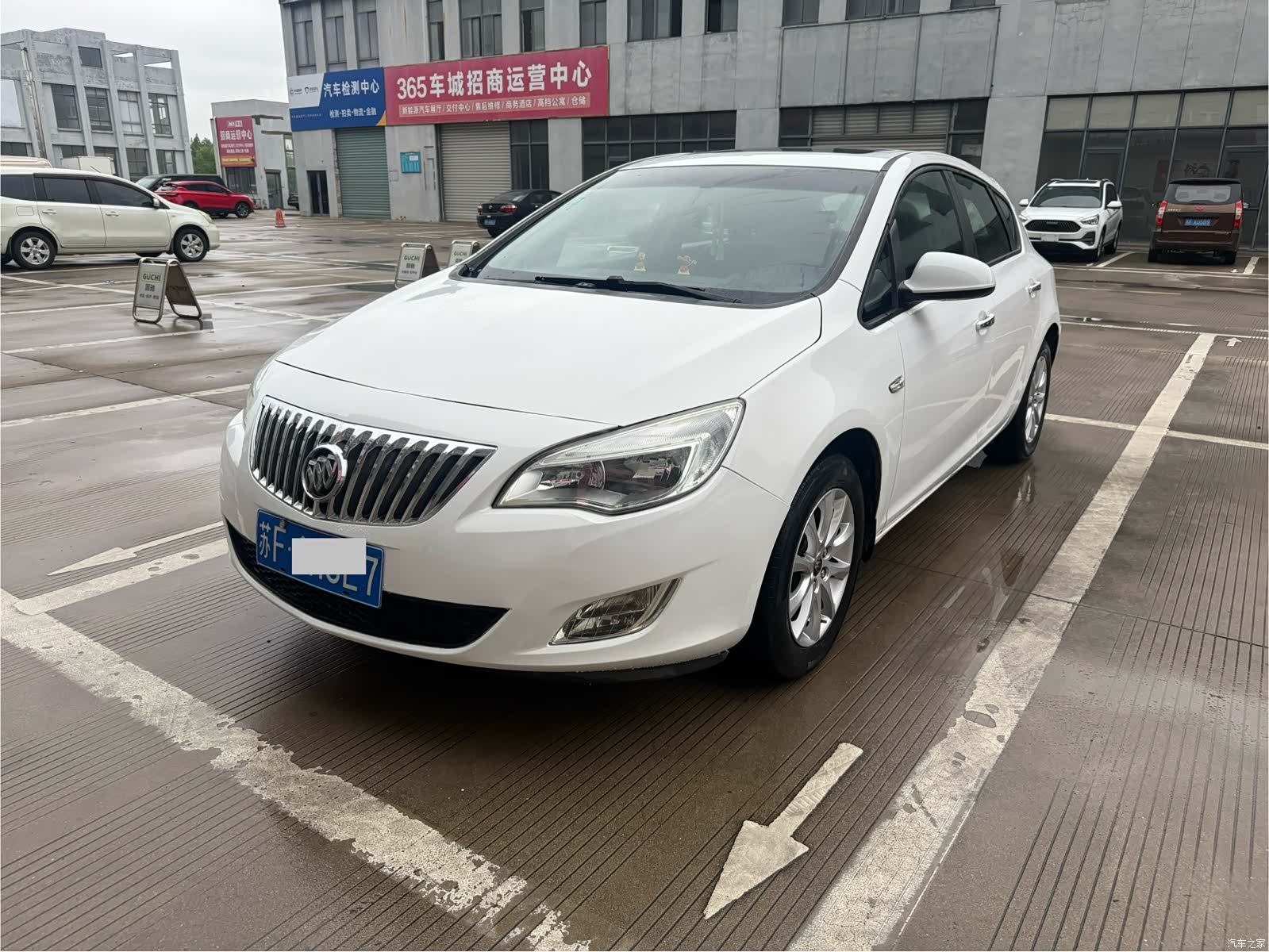 Buick XT, 2014 1