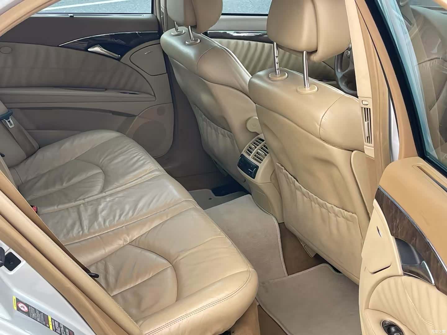 Mercedes-Benz E-Class, 2007 9