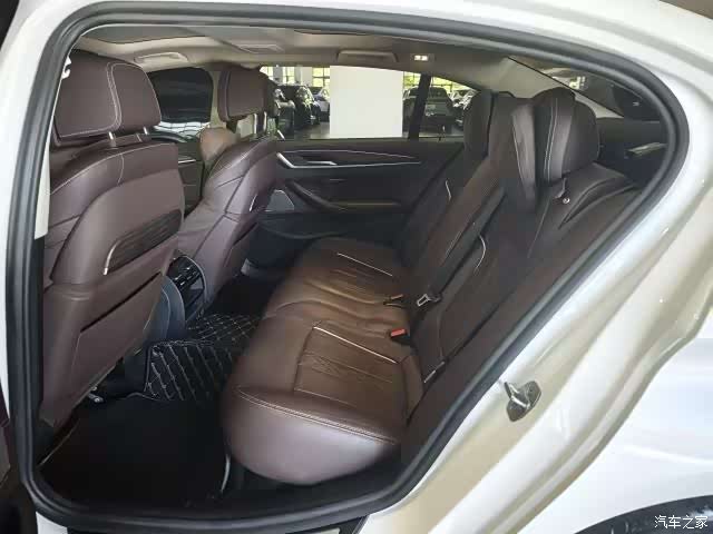 BMW 5 Series, 2020 7
