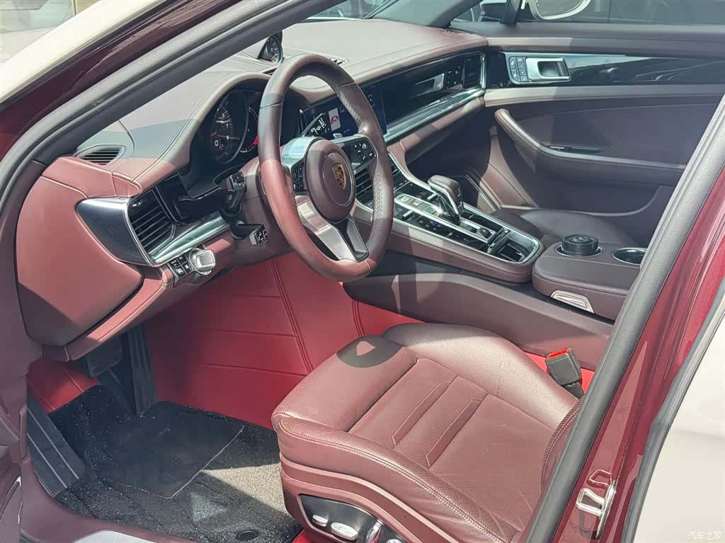 Porsche Panamera, 2020 9