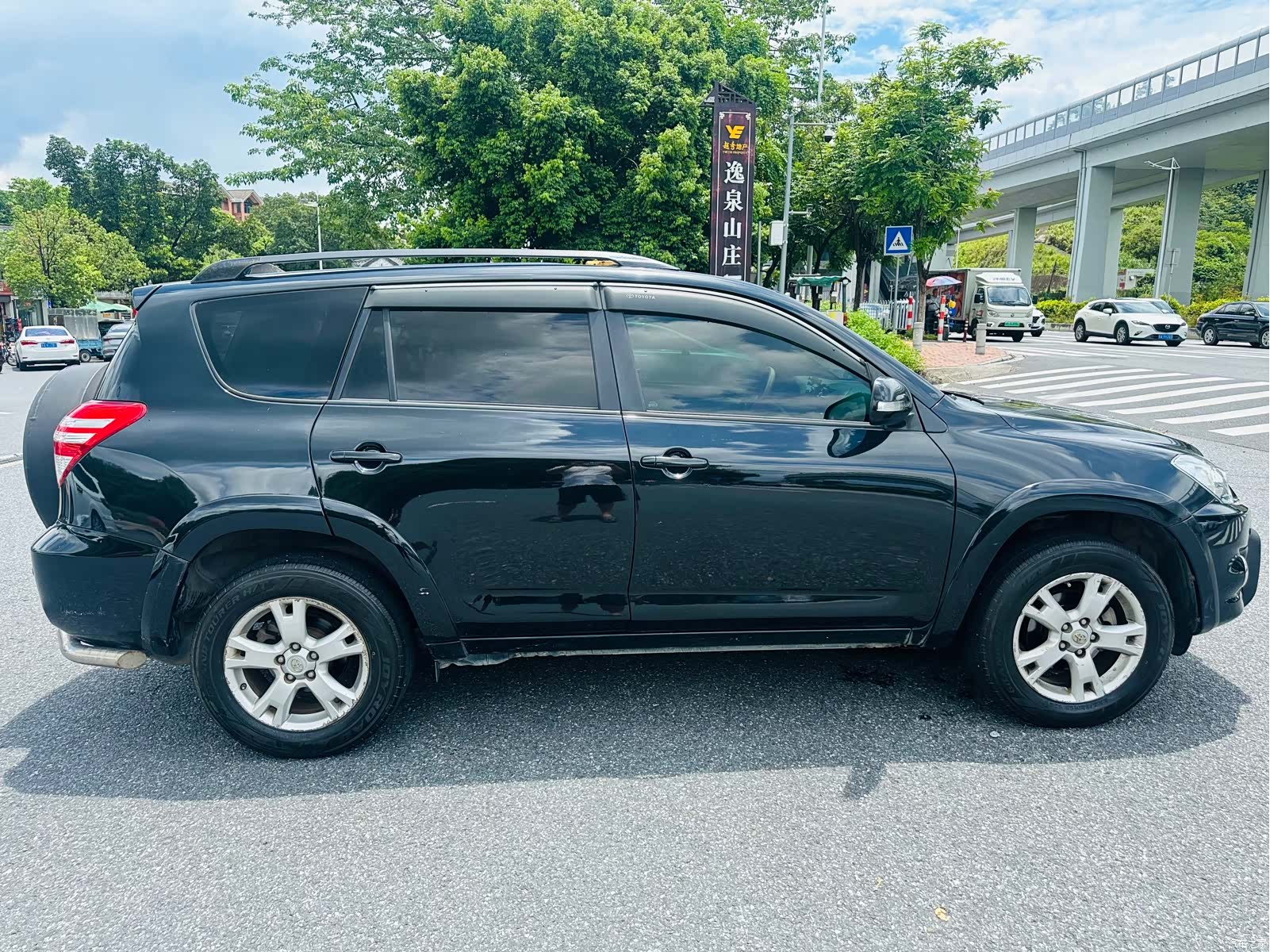 Toyota RAV4, 2012 6