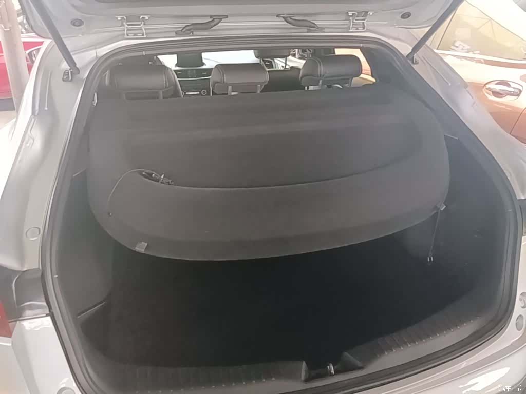 Mazda CX-4, 2018 19