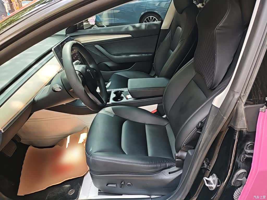 Tesla Model 3, 2022 15