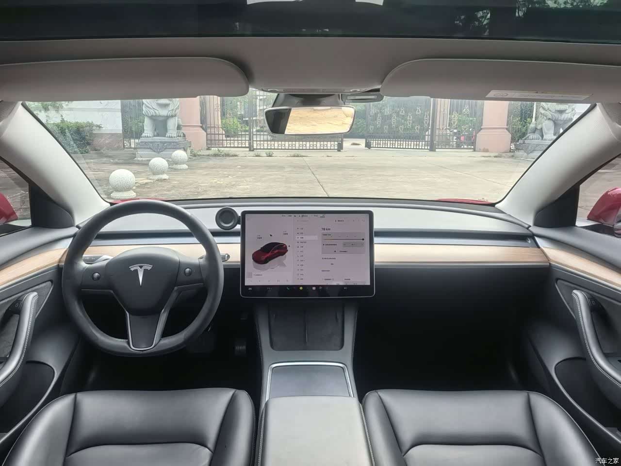Tesla Model 3, 2022 все фото