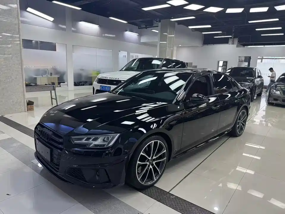 Audi S4