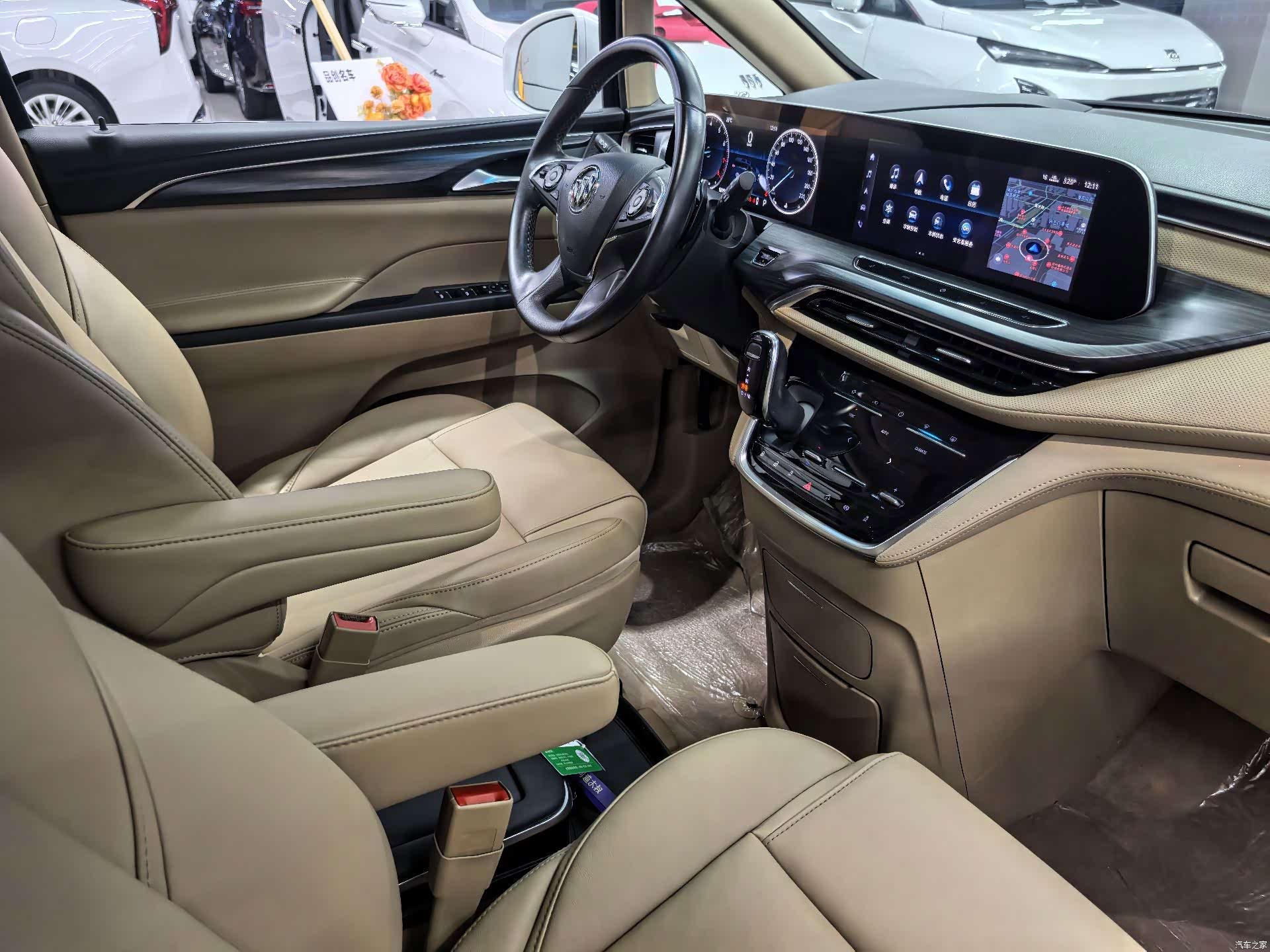 Buick GL8, 2020 10