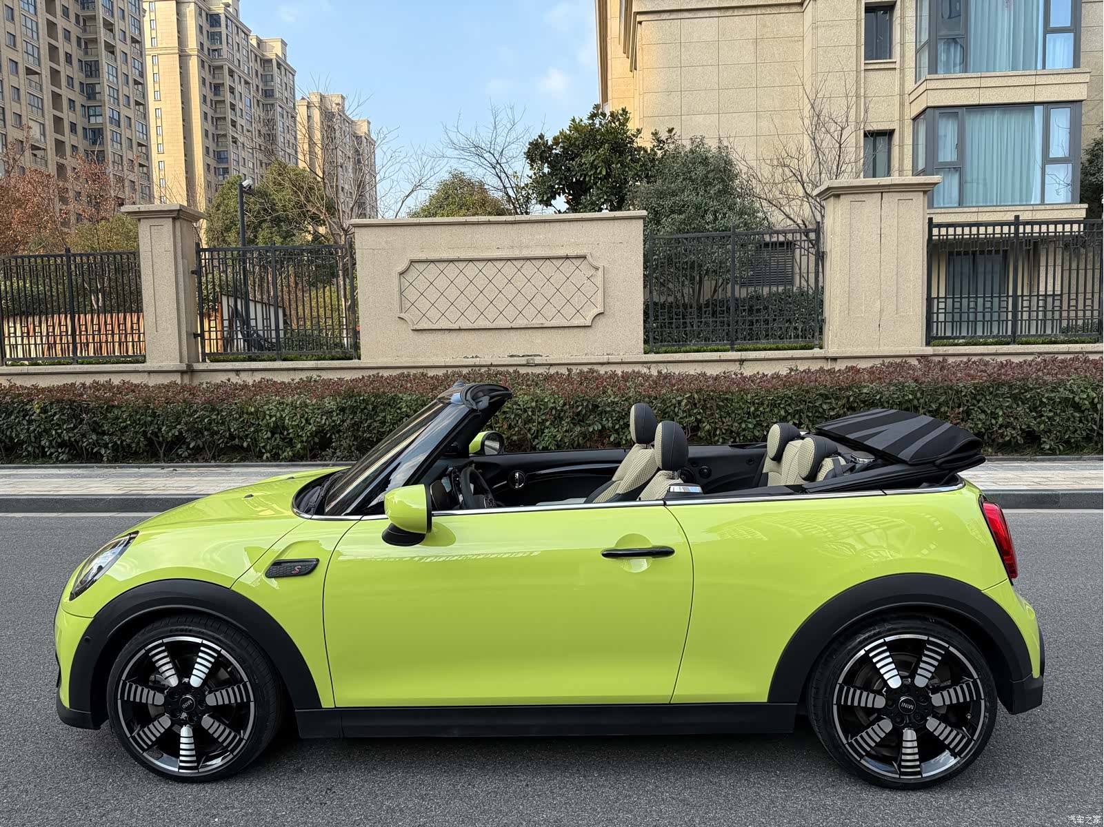 Mini Cooper, 2024 13