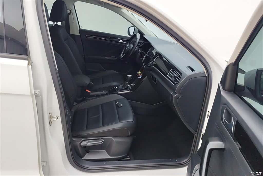 Volkswagen T-ROC, 2022 8