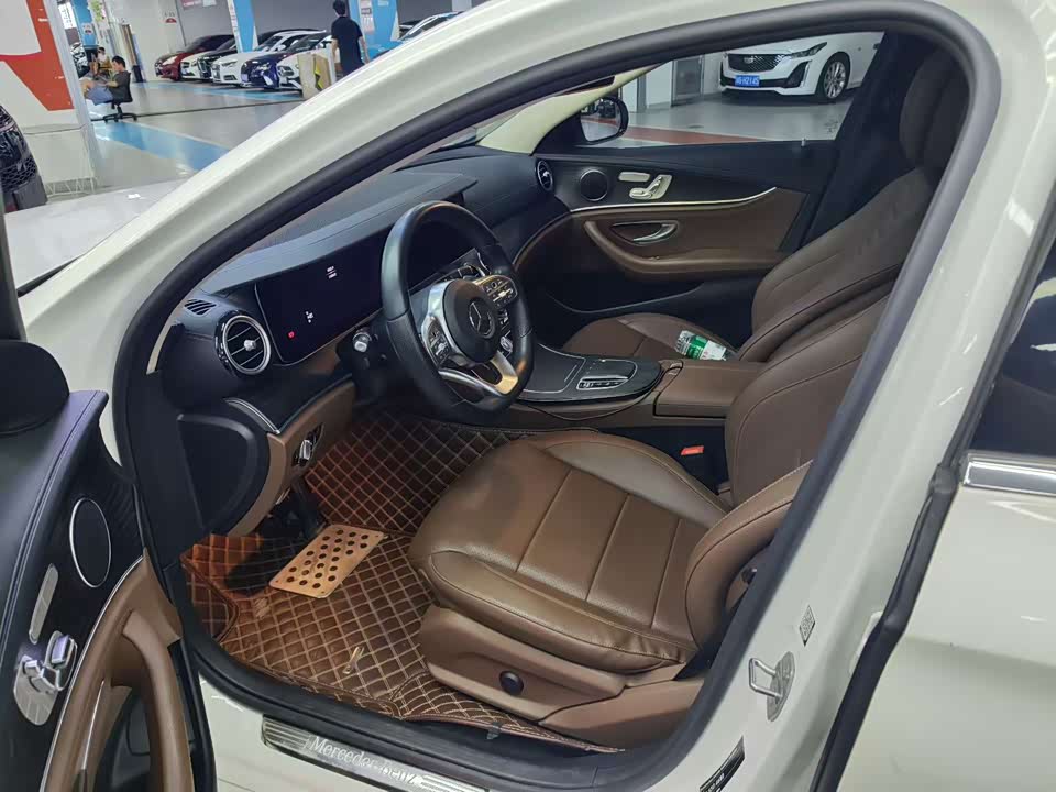 Mercedes-Benz E-class Mercedes-Benz E-class