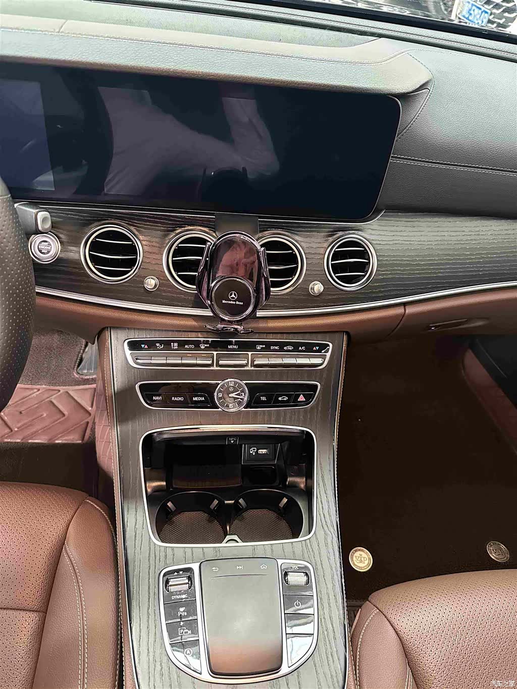 Mercedes-Benz E-Class, 2019 7