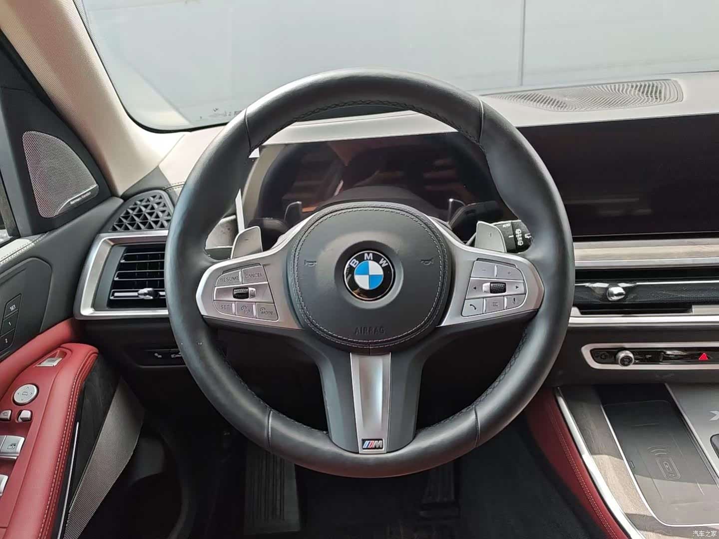 BMW X5, 2026 все фото