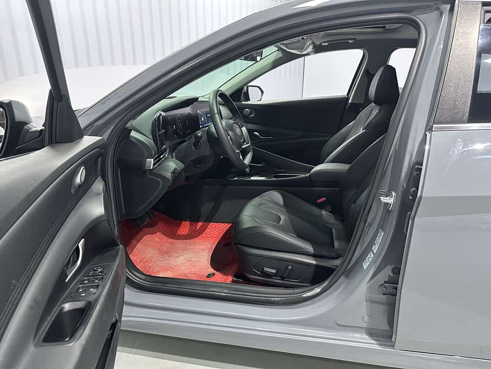 Hyundai Elantra Hyundai Elantra