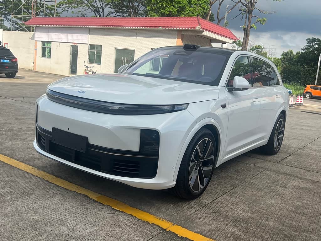 Li Auto L7