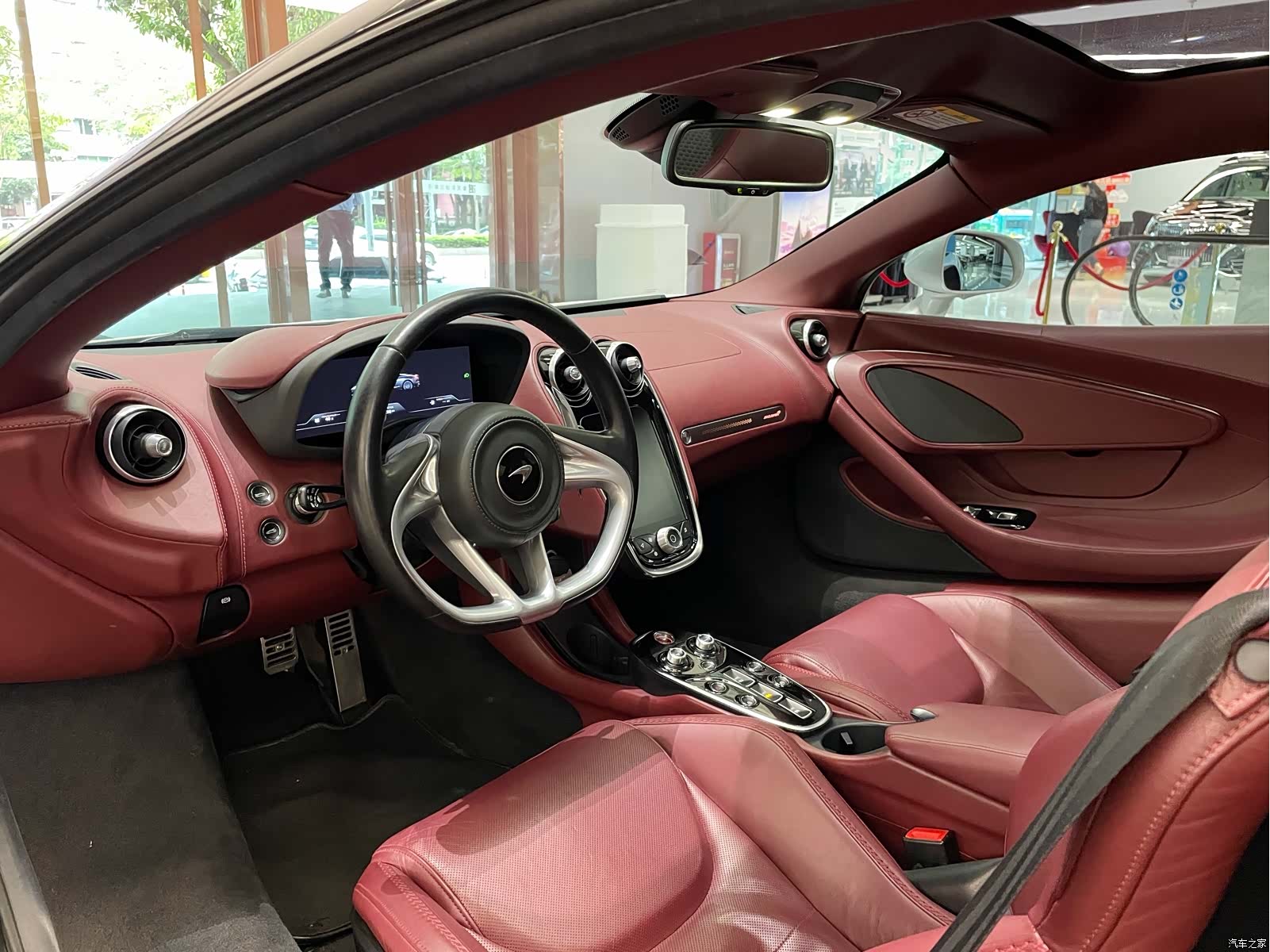 McLaren GT, 2021 11