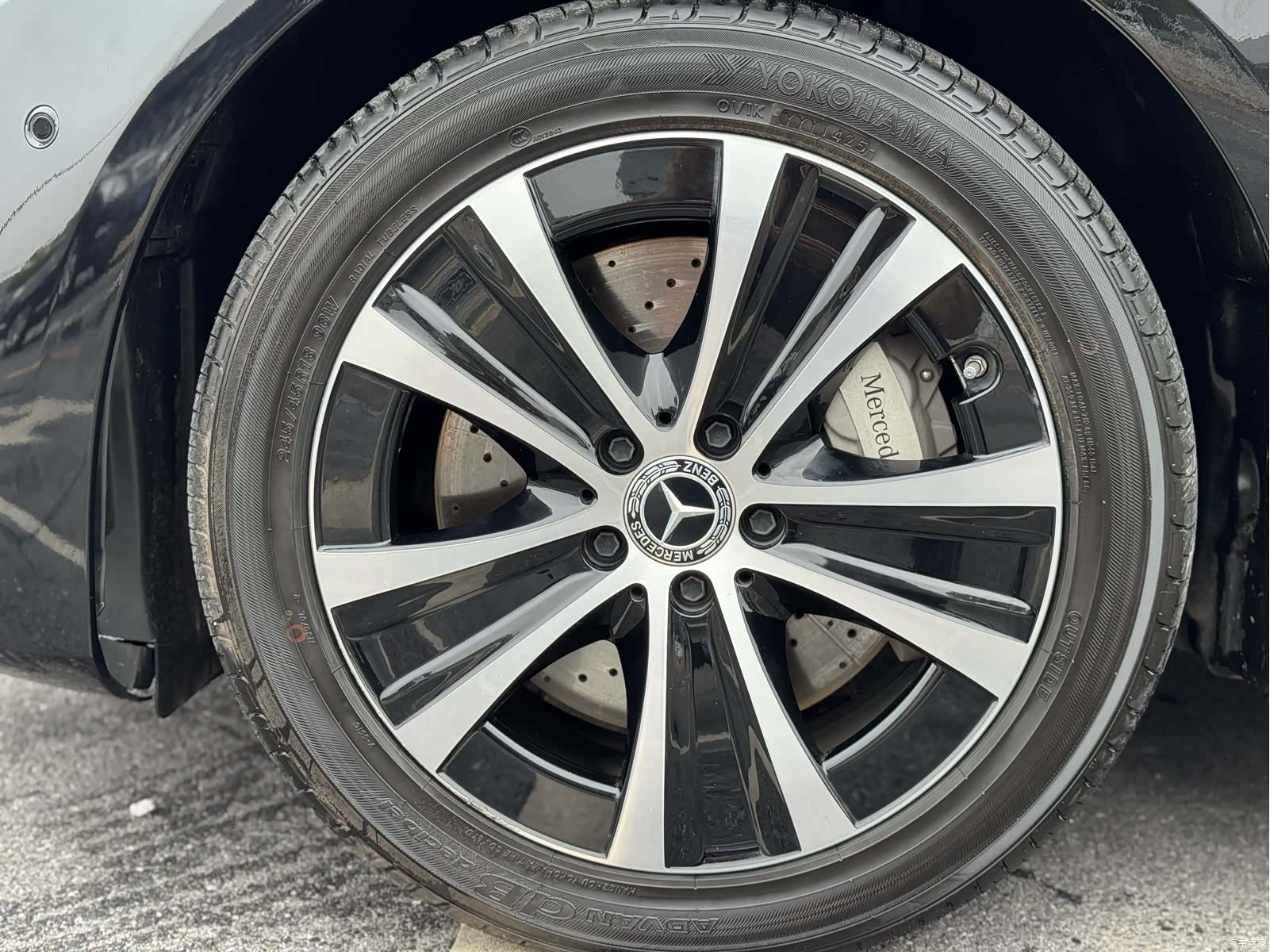 Mercedes-Benz E-Class, 2023 42