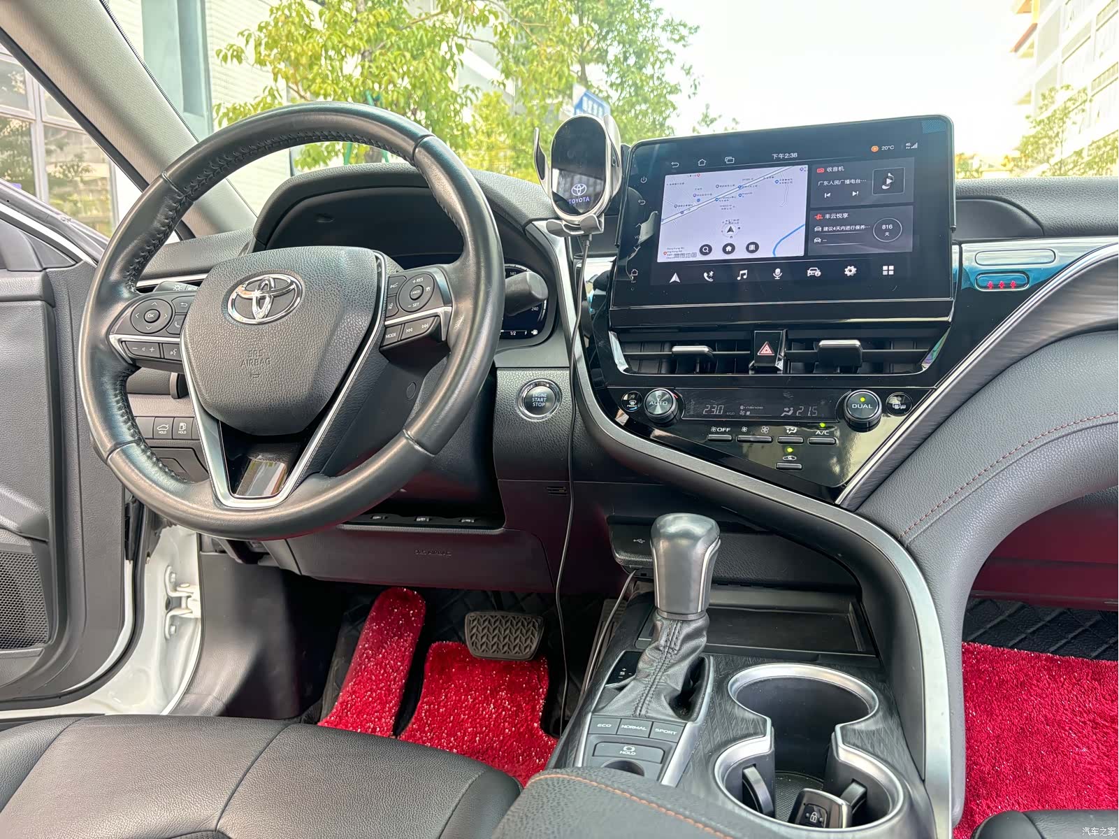 Toyota Camry, 2023 16