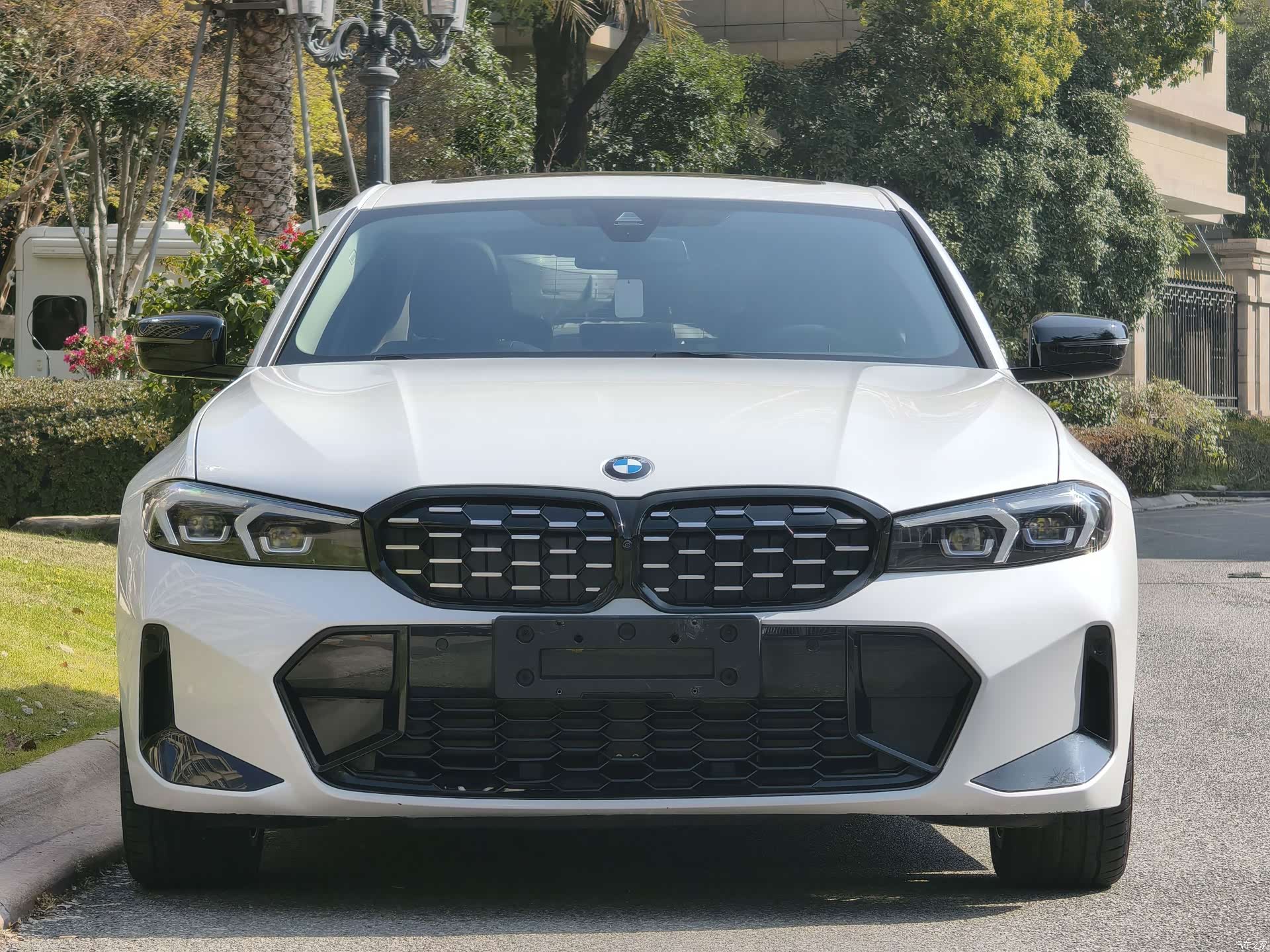 BMW 3 Series, 2023 2