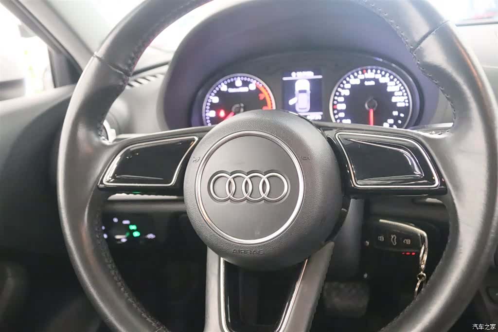 Audi A3, 2017 все фото