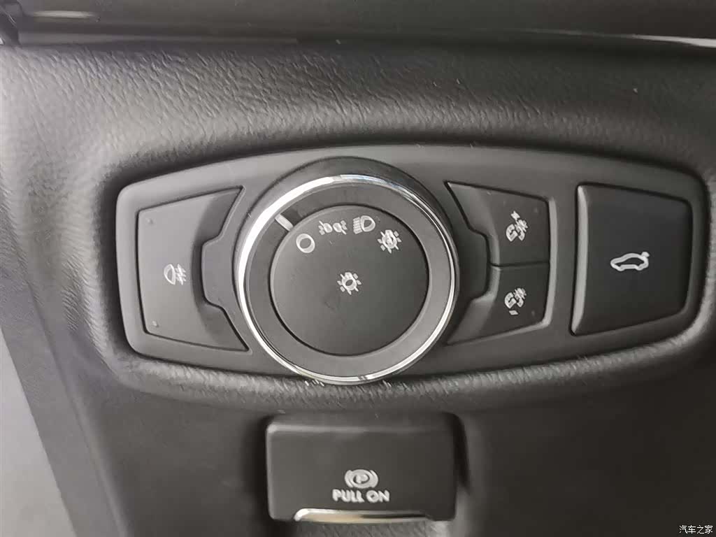 Lincoln MKZ, 2019 21