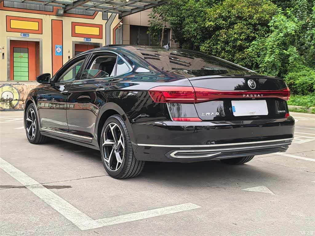 Volkswagen Passat, 2022 18
