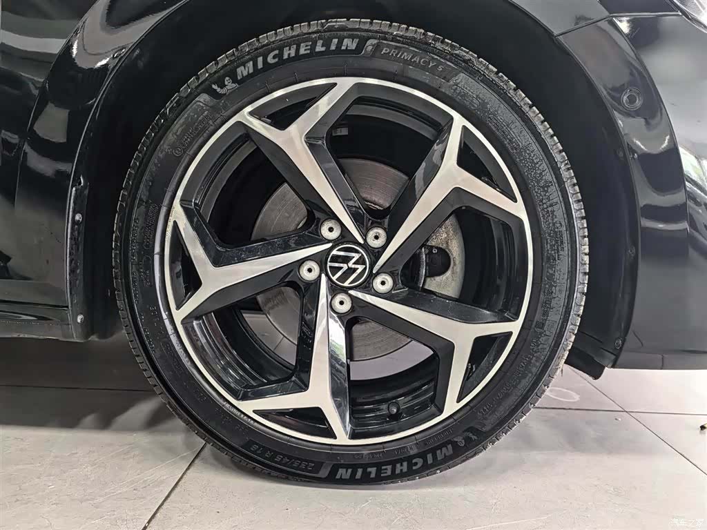 Volkswagen Passat, 2022 16