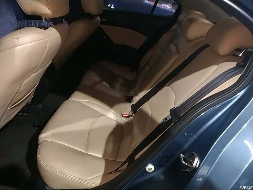 Mazda Mazda3, 2017 17