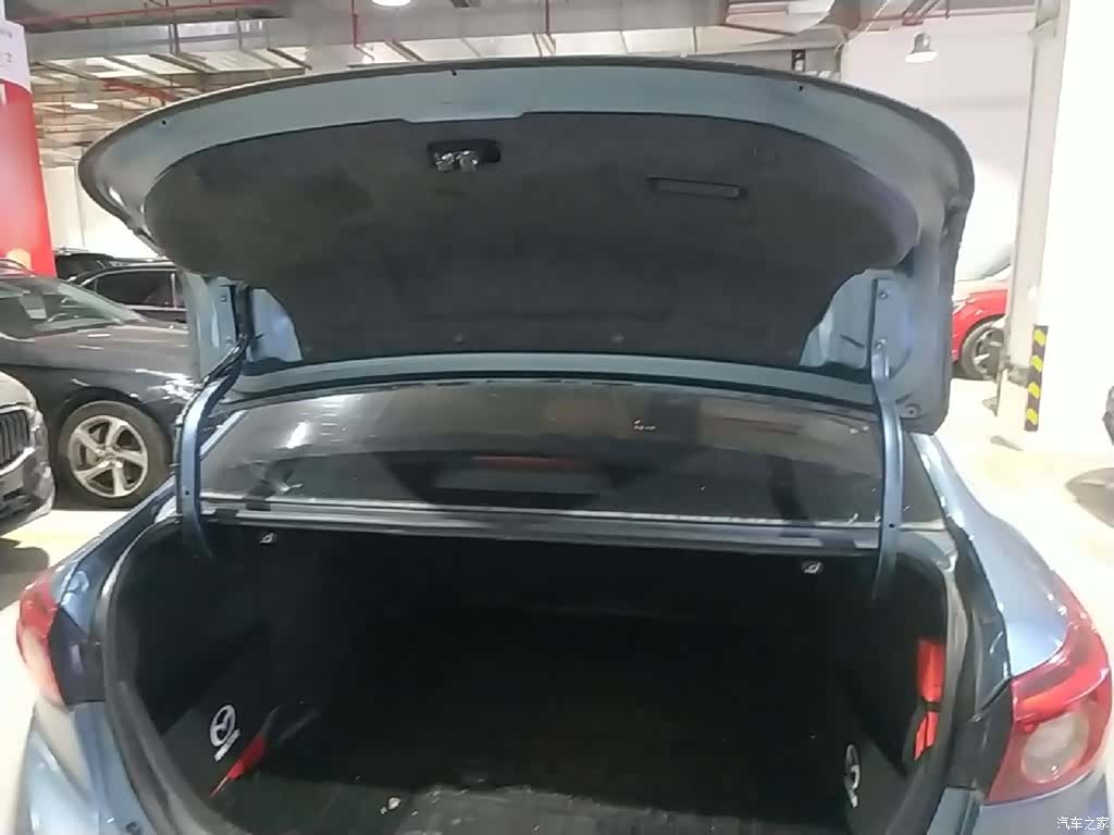 Mazda Mazda3, 2017 19