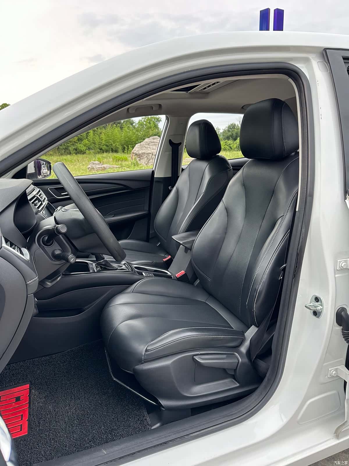 Roewe i5, 2019 12
