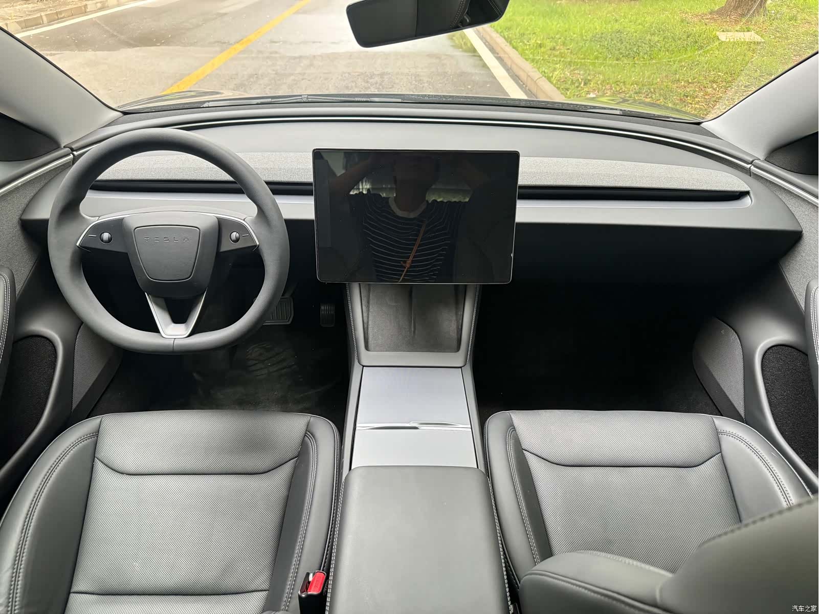 Tesla Model 3, 2024 9