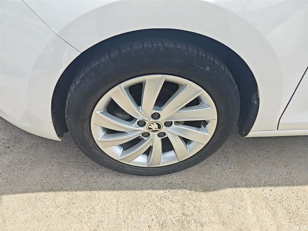 Skoda Rapid, 2019 23
