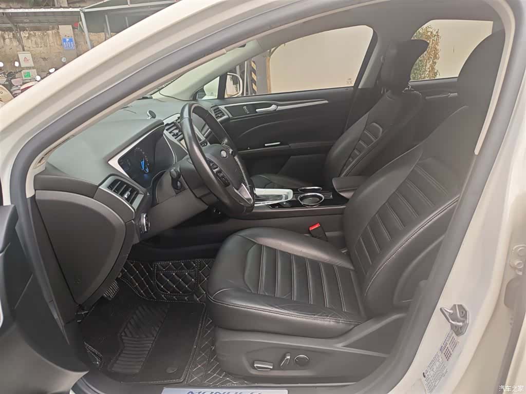 Ford Mondeo, 2013 6