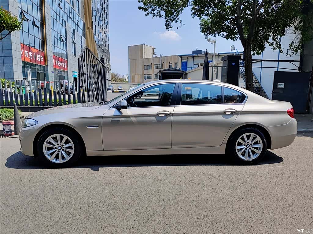 BMW 5 Series, 2016 3