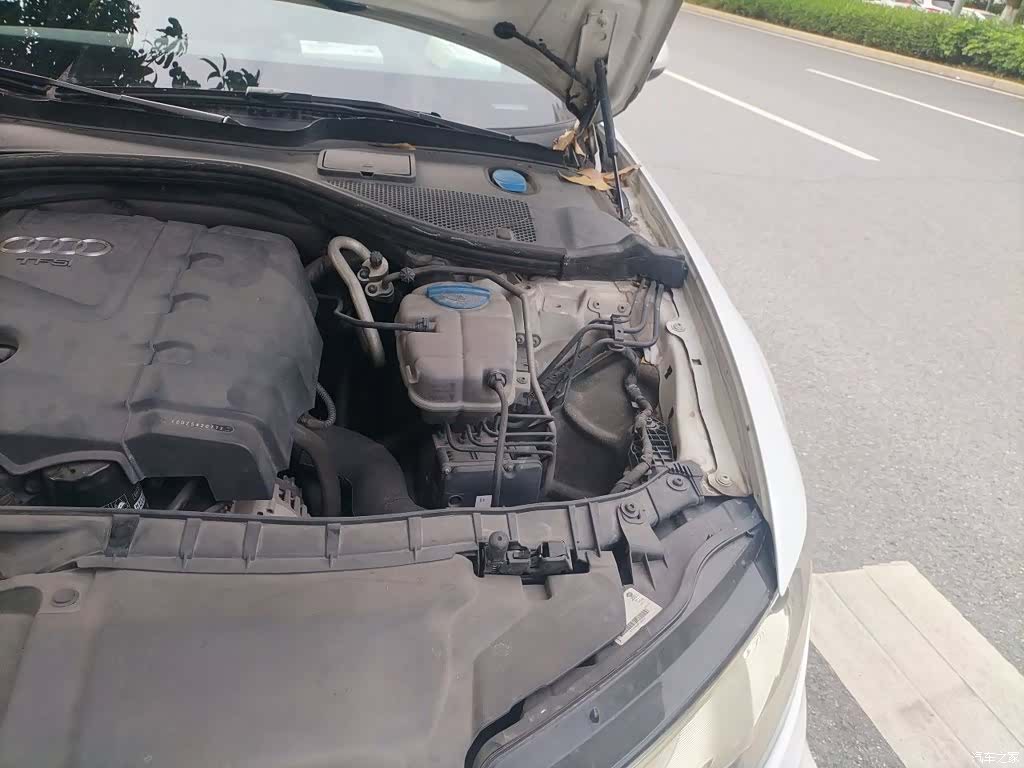 Audi A6L, 2014 22