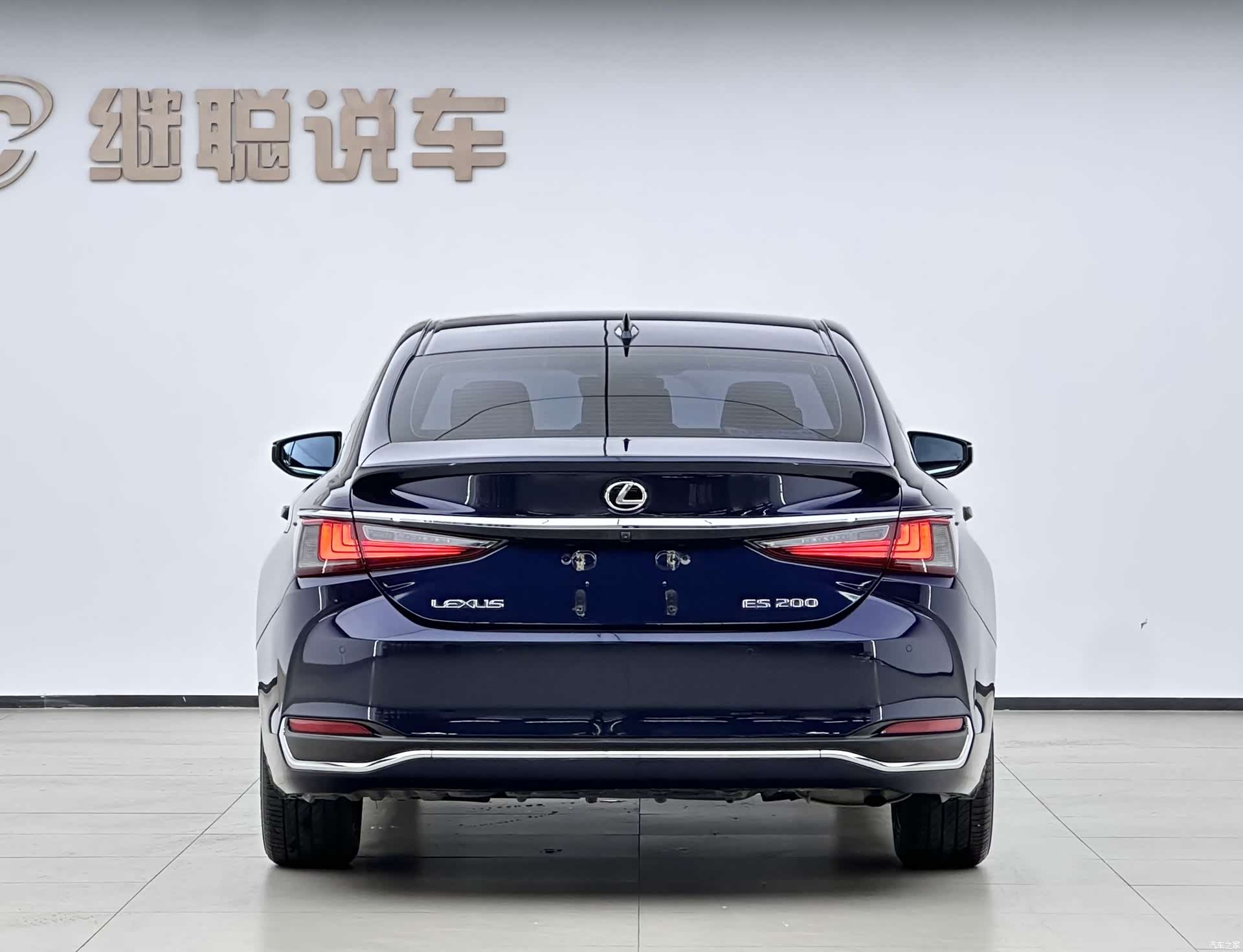Lexus ES, 2020 4