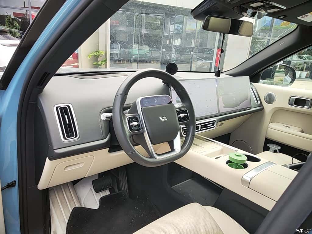 Li Auto L8, 2024 10