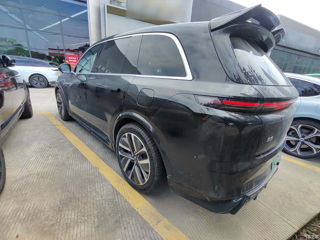 Li Auto L8, 2024 все фото