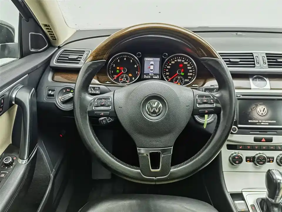 Volkswagen Magotan