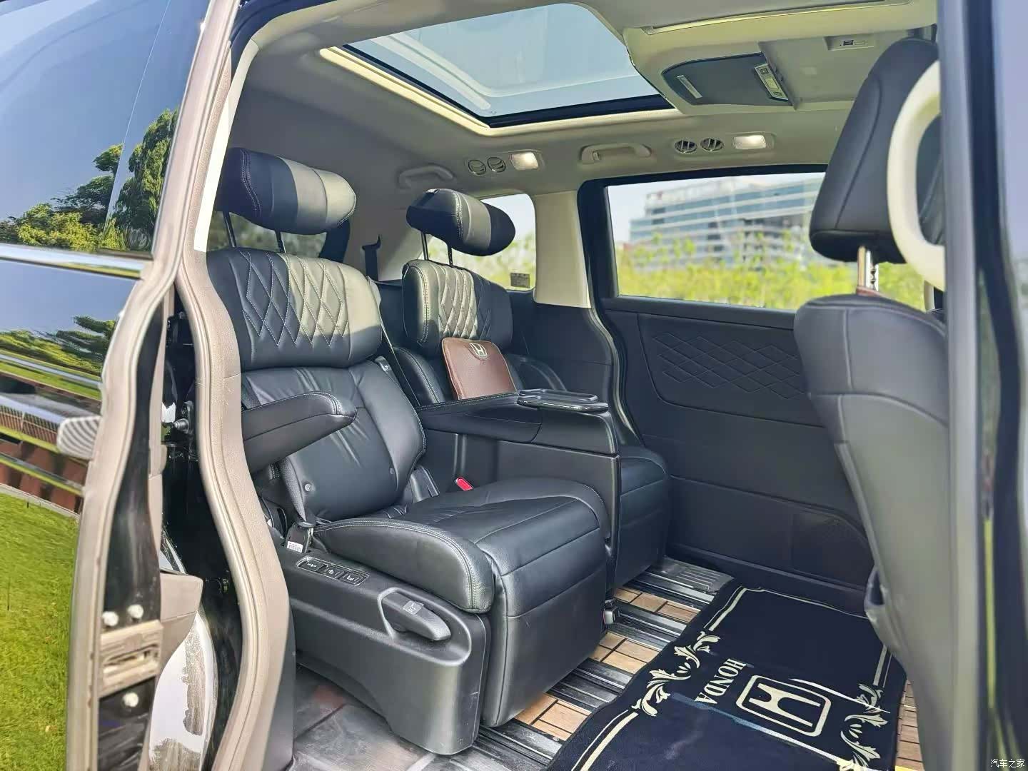 Honda Elysion, 2021 все фото