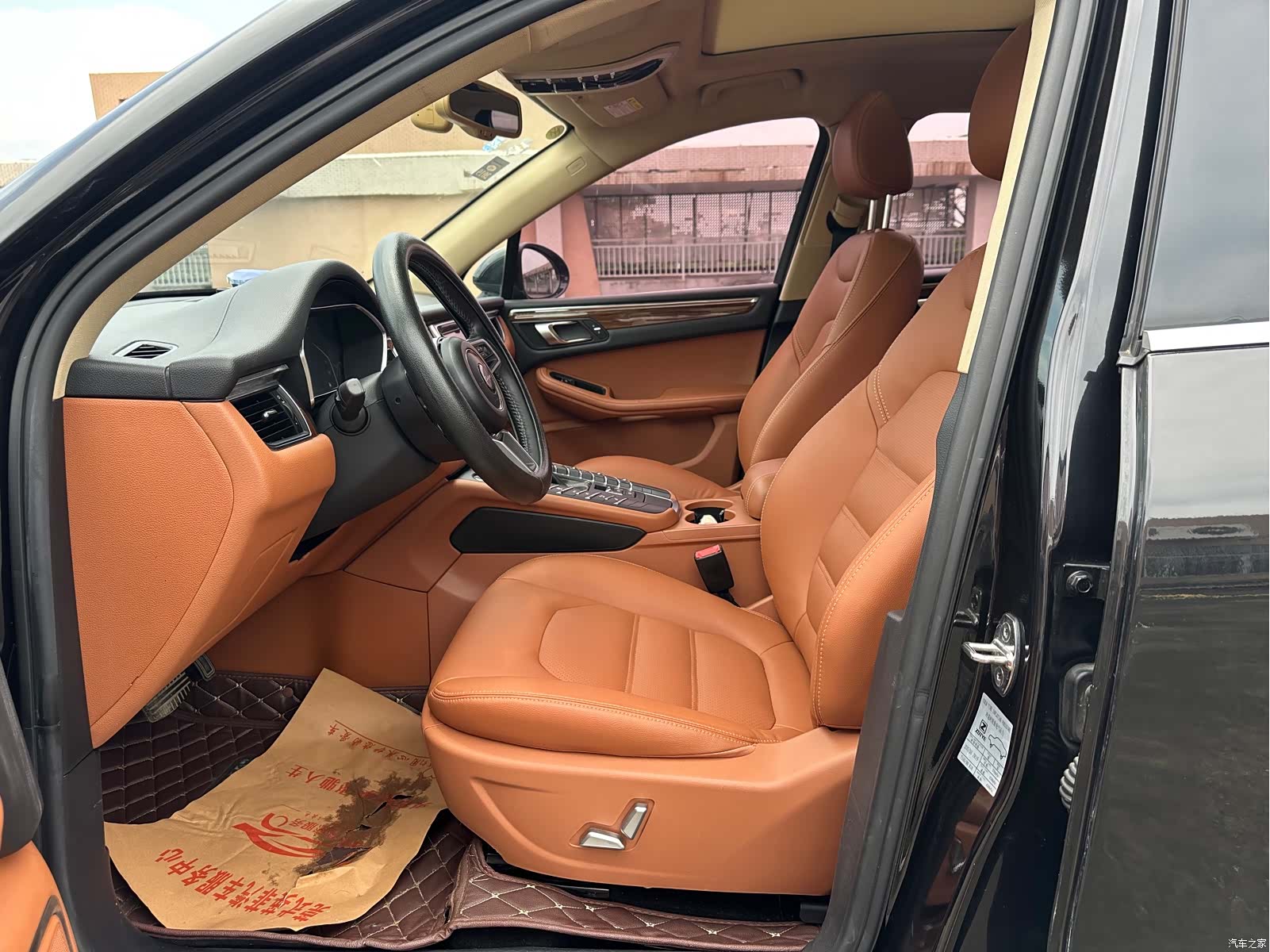 Zotye SR9, 2017 9