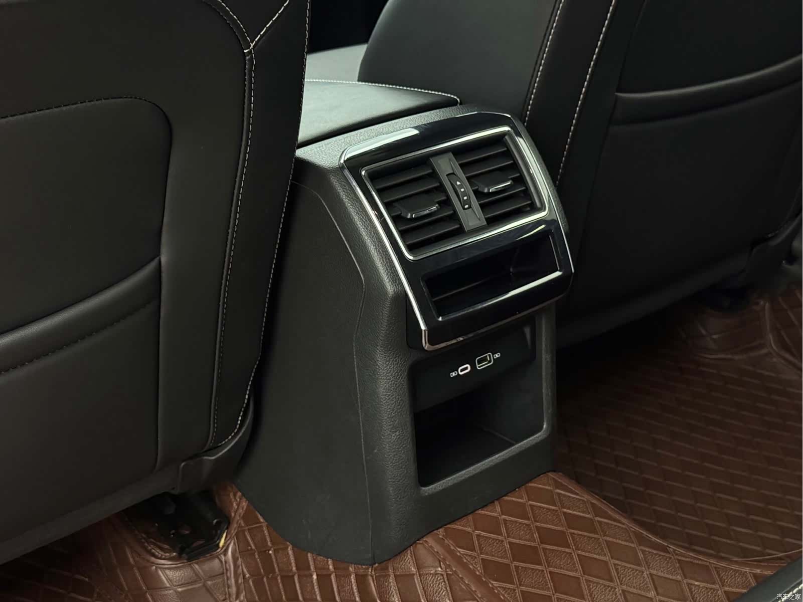 Skoda Superb, 2023 13